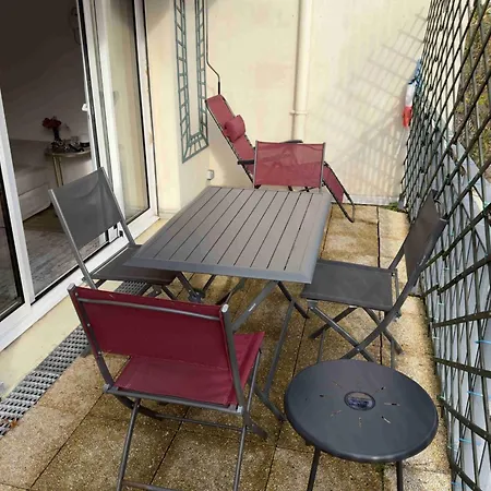 Appartamento With Terrace Near The Champs-élysées *